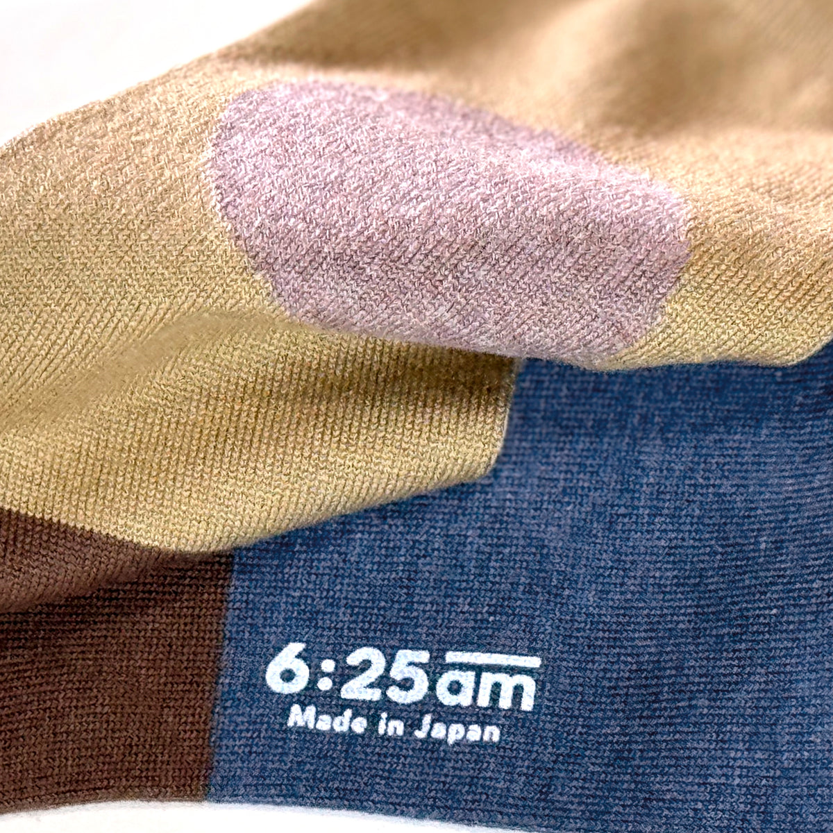 6:25am Men Sock 〈カーキ〉