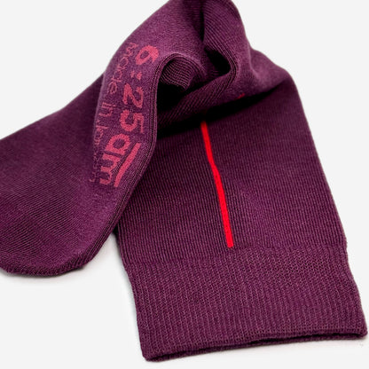 6:25am Red Line Sock 〈ベリーレッド〉